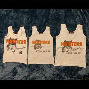 Hooters Tank Tops XS